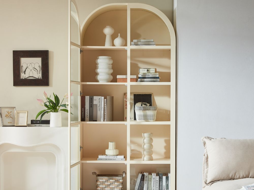 Diri Display Cabinet