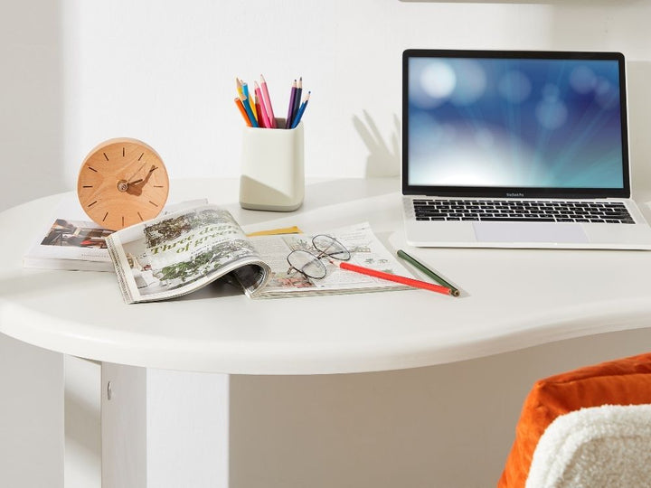 Pebble Desk