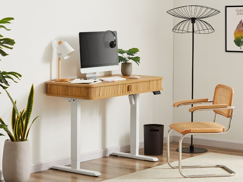 Nordic Electric Desk