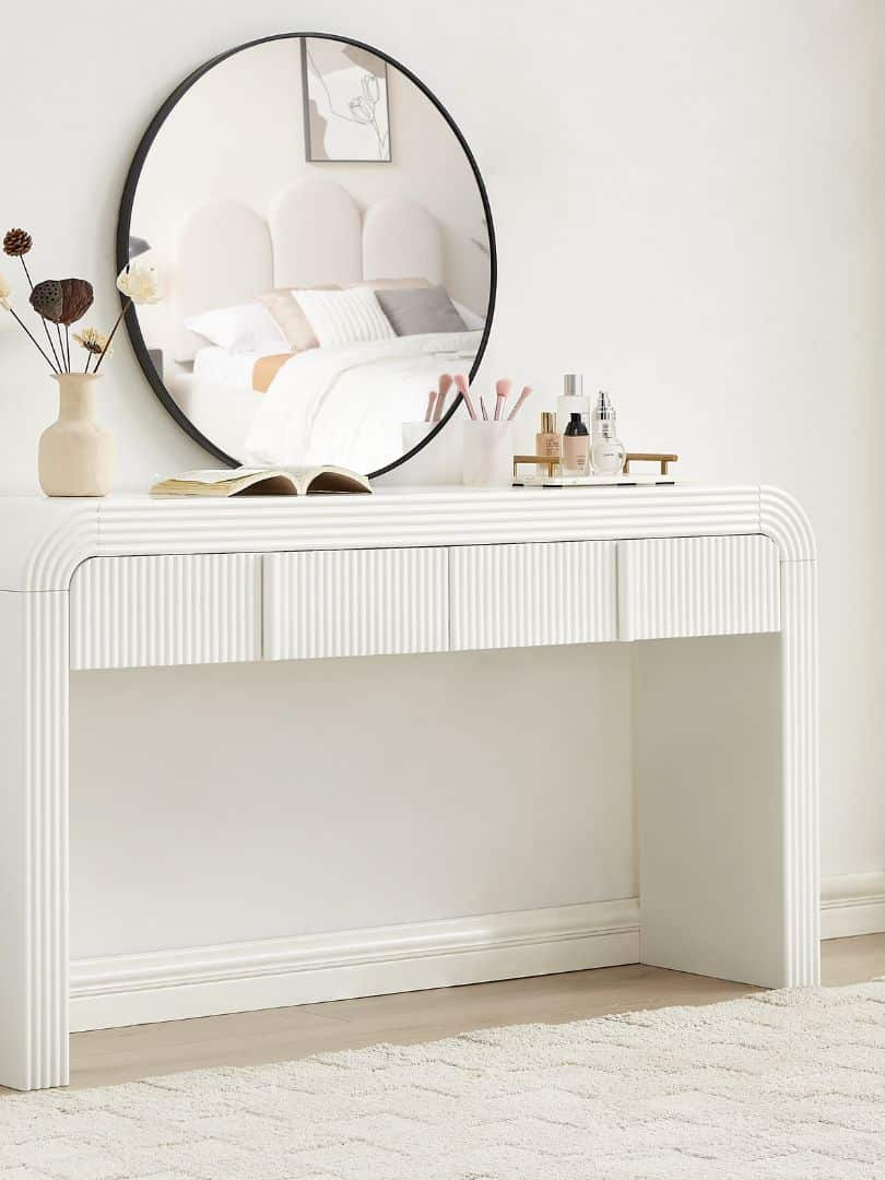 Arlo Console Table