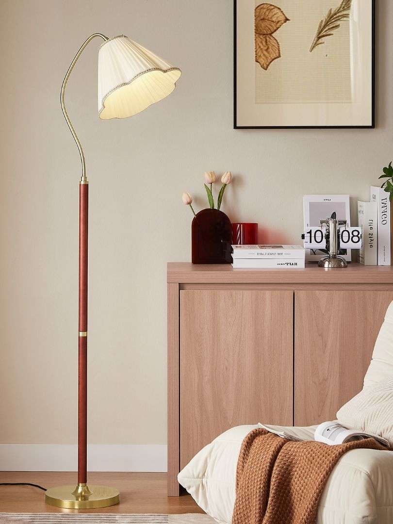 Mila Floor Lamp