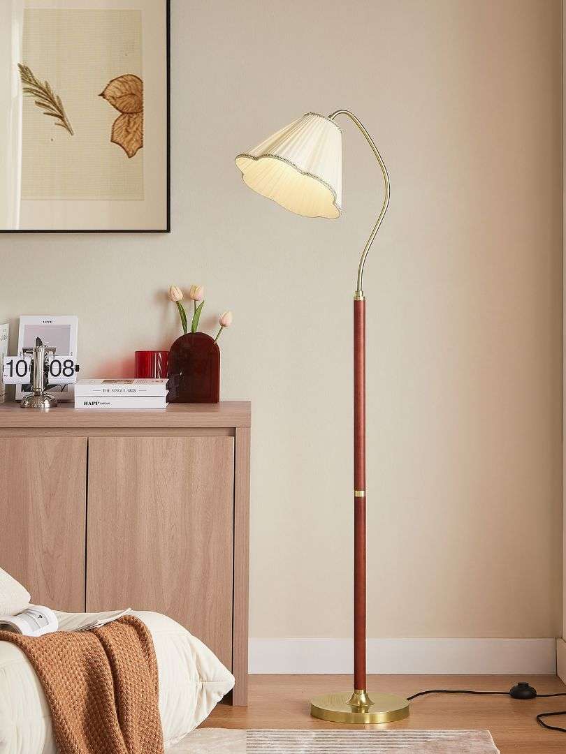 Mila Floor Lamp