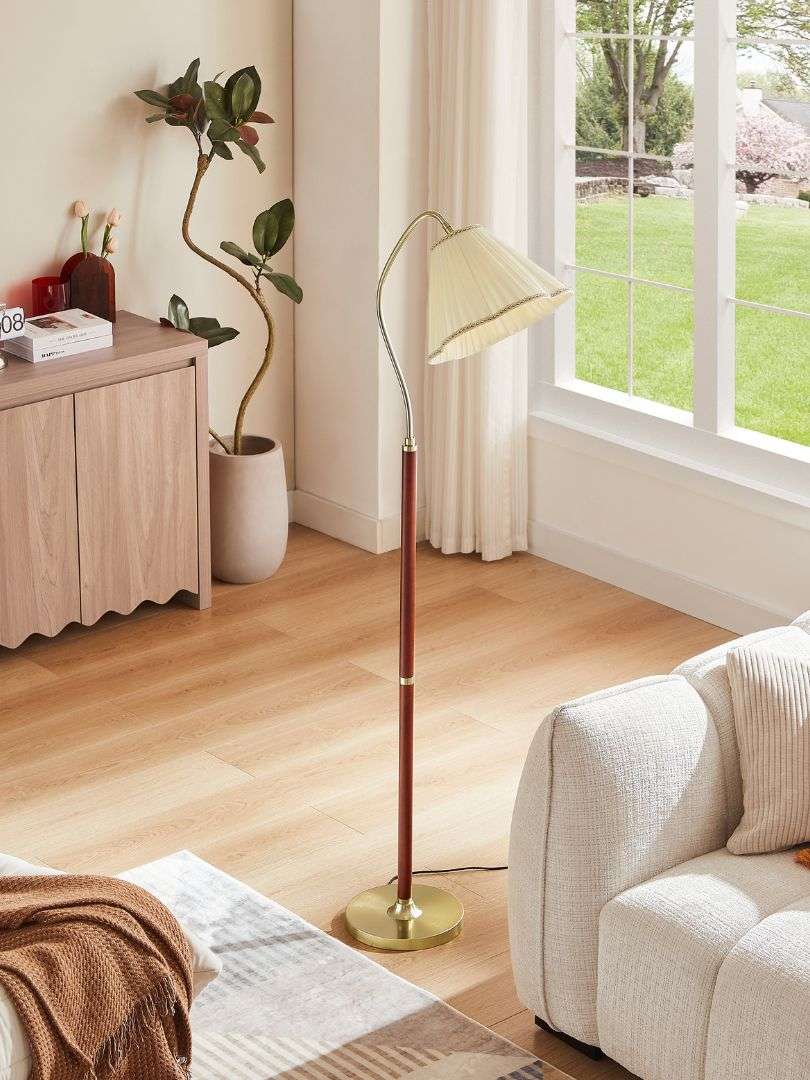 Mila Floor Lamp