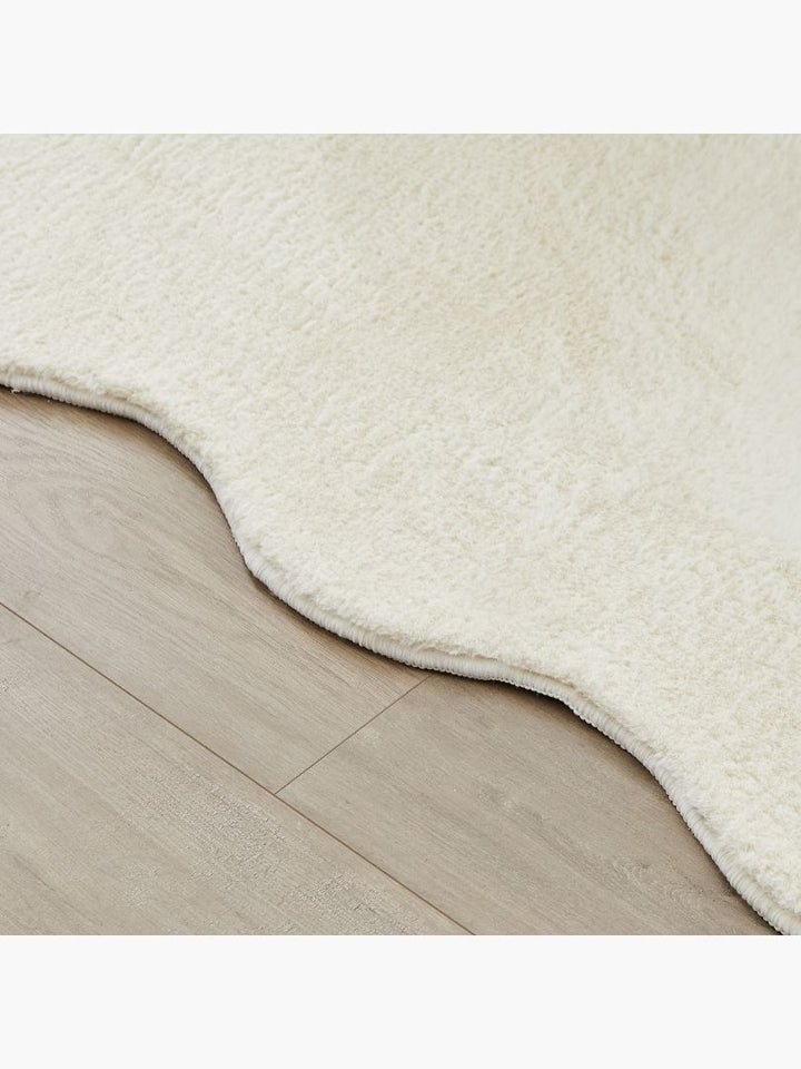 Jerome Wave-shaped Fluffy Rug