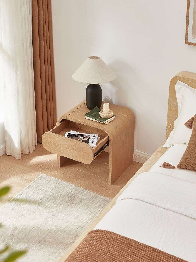 Odeon Bedside Table