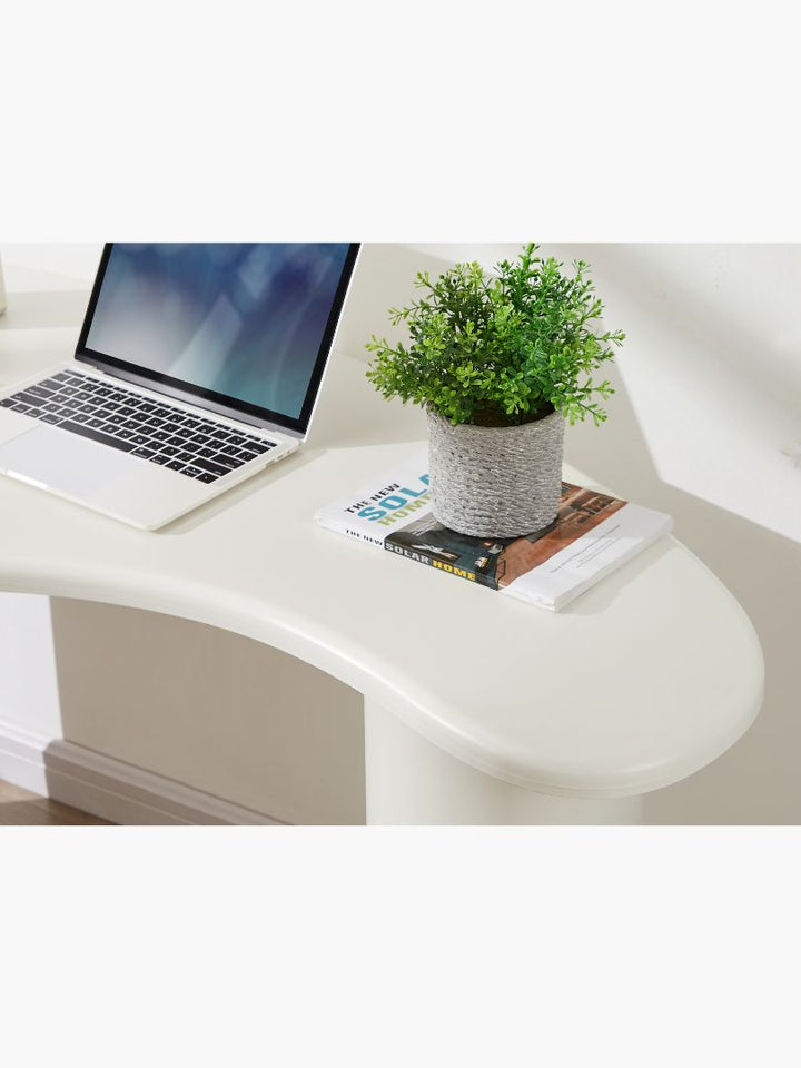 Pebble Desk