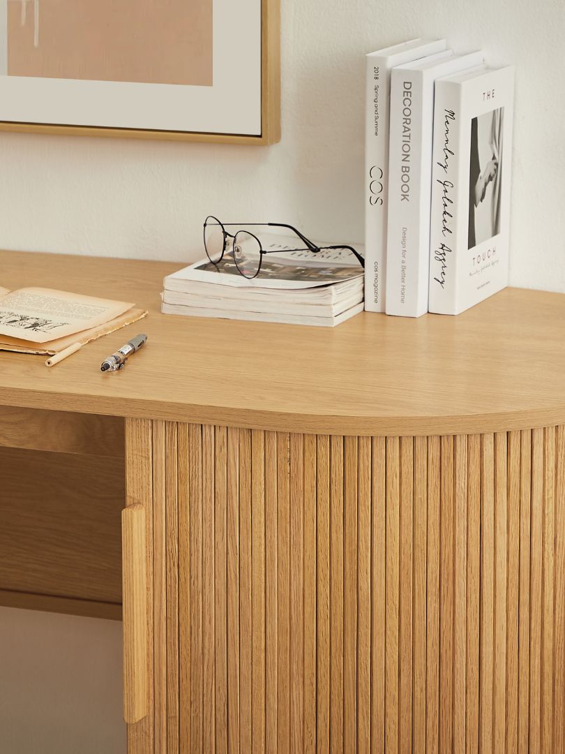 Nordic Curved Desk