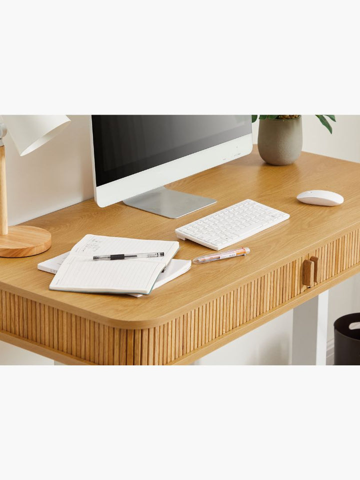 Nordic Electric Desk