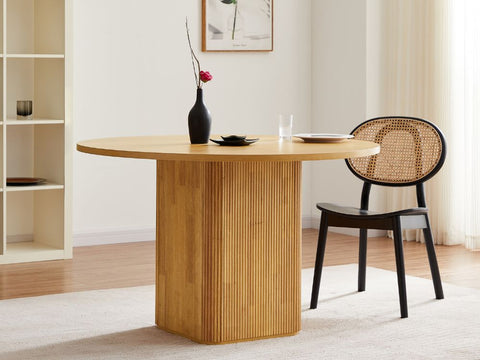 Nordic 4 Seater Round Dining Table